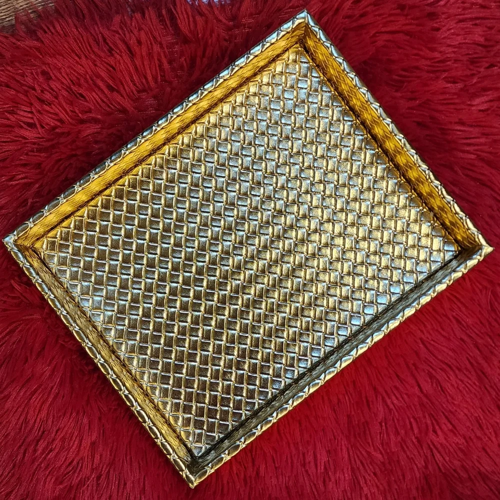 N/A gold toned